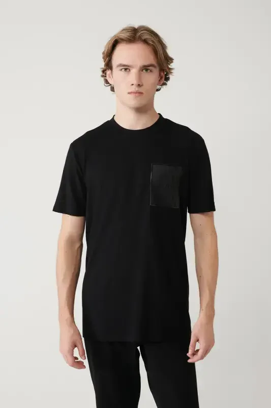 Erkek Siyah Bisiklet Yaka Baskılı Soft Touch Regular Fit T-Shirt A41Y1010 - AVVA