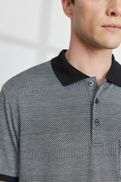 Erkek Siyah Comfort Fit Rahat Kesim Polo Yaka Jakarlı Tişört - Siyah - 3