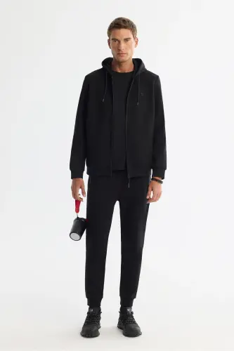 Erkek Siyah Kapüşonlu İnterlok Kumaş Fermuarlı Basic Regular Fit Sweatshirt B001102 - Siyah - 5