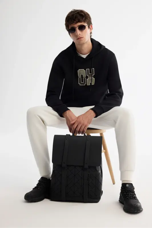 Erkek Siyah Kapüşonlu Pamuklu Baskılı Elastan Regular Fit Sweatshirt A42Y1324 - Siyah - 4