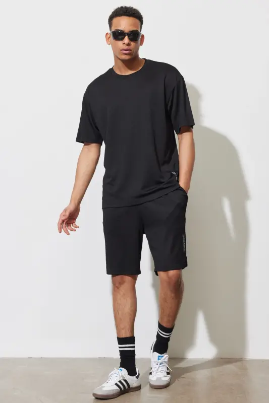 Erkek Siyah Loose Fit Bisiklet Yaka Yumuşak Dokulu Spor Tişört-Siyah - 2