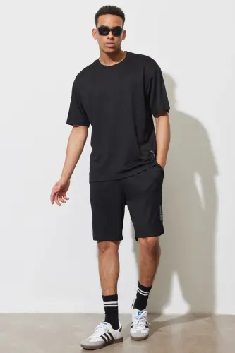 Erkek Siyah Loose Fit Bisiklet Yaka Yumuşak Dokulu Spor Tişört-Siyah - MODAZONE (1)