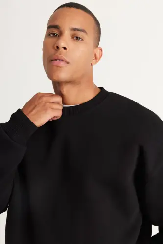 Erkek Siyah Oversize Fit Bol Kesim Pamuklu Içi Polarlı 3 Iplik Bisiklet Yaka Sweatshirt - Siyah - AC&Co / Altınyıldız Classics (1)