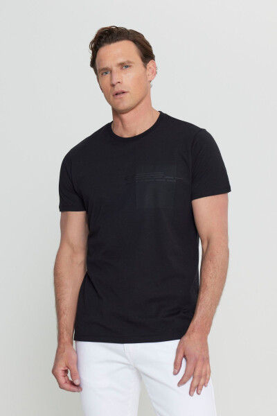 Erkek Siyah Pamuklu Slim Fit Dar Kesim Baskılı Bisiklet Yaka Esnek Tişört - Siyah - 3