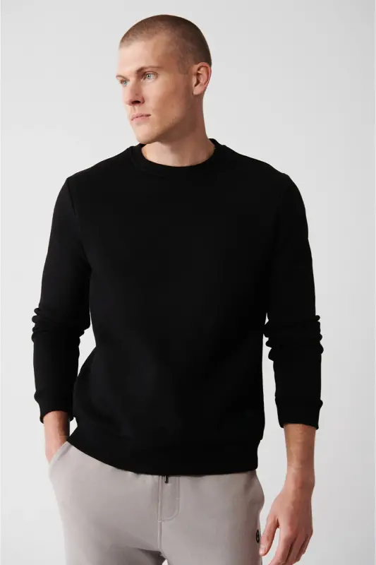 Erkek Siyah Şardonlu Kumaş Bisiklet Yaka Basic Sweatshirt E001017-Siyah - AVVA