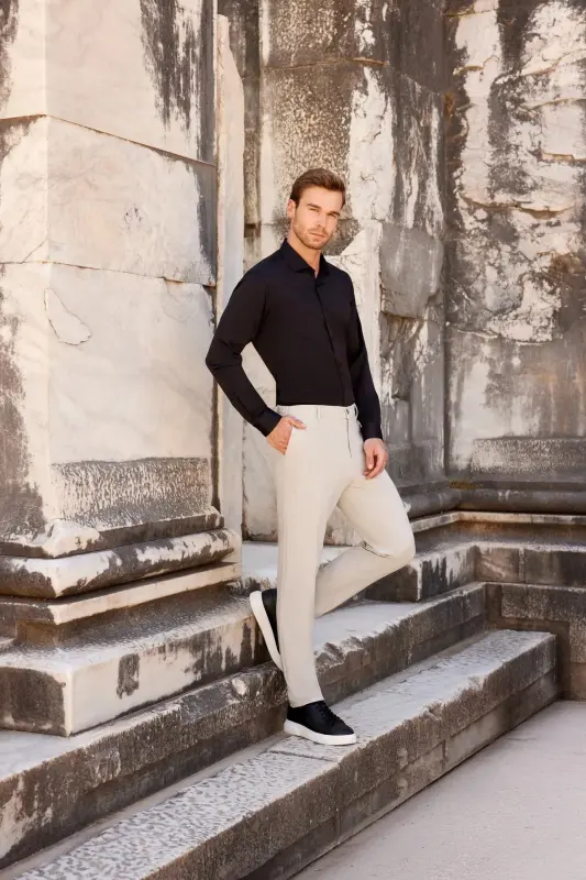 Erkek Siyah Slim Fit Dar Kesim Düz Sert Yaka Uzun Kollu Gömlek - 1