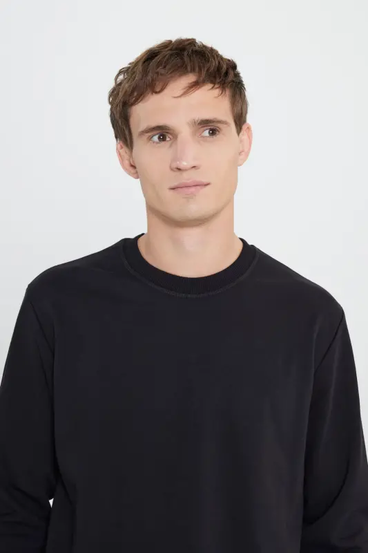 Erkek Siyah Standart Fit Normal Kesim Bisiklet Yaka 3 Iplik Pamuklu Sweatshirt - Siyah - 4