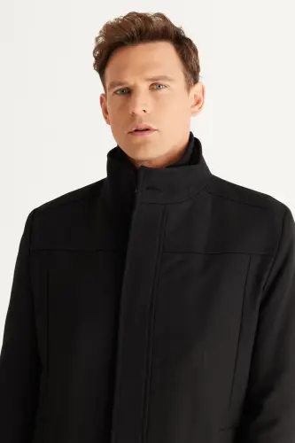 Erkek Siyah Standart Fit Normal Kesim Dik Yaka Yünlü Desenli Kaban-Siyah - 5