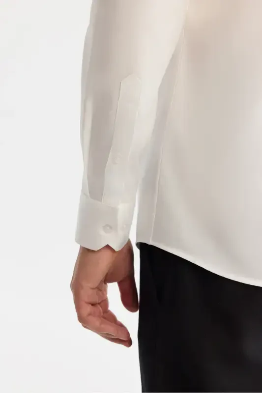 Erkek Beyaz Klasik Yaka %100 Pamuk Saten Kolay Ütülenen Slim Fit Gömlek B002006-Beyaz - 2