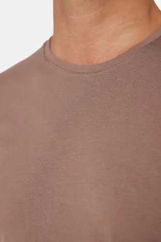 Erkek Slim Fit Dar Kesim Pamuklu Yumuşak Dokulu Esnek Kumaş Düz Basic Kahverengi Bisiklet Yaka Tişör - Kahverengi1 - 4