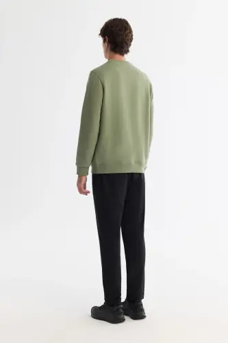 Erkek Yeşil Bisiklet Yaka Pamuklu Şardonlu Baskılı Regular Fit Sweatshirt B001033 - Yeşil - 4