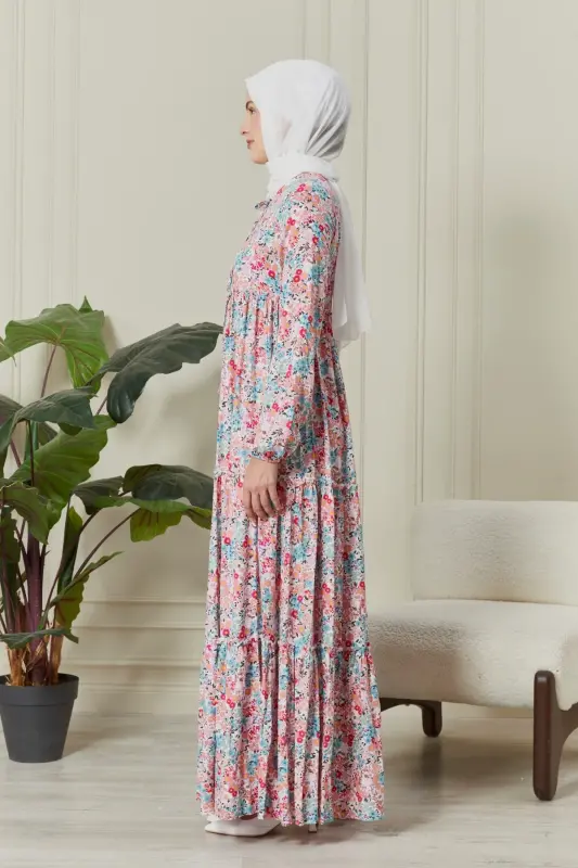 Eteği Kat Kat Çiçek Desenli Çingene Viskon Elbise Tesettür Elbise Anne Elbisesi Namaz Elbisesi-Pudra - 4