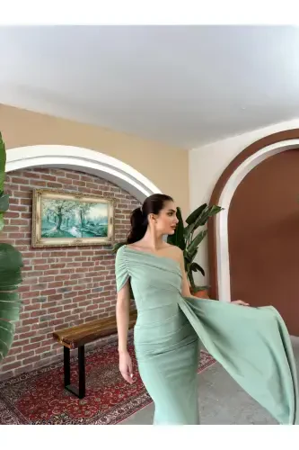 Ewo Kuyruklu Tek Omuz Abiye Saks Mavisi-MİNT - SINDIMODA (1)