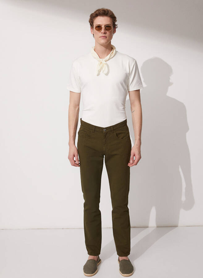 Fabrika Men's Basic Khaki Trousers - 1