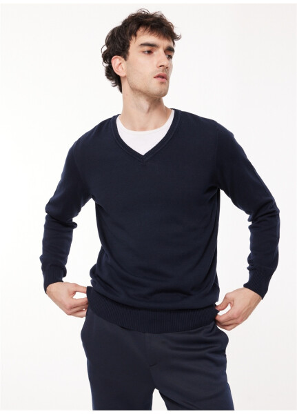 Fabrika V-Neck Regular Fit Solid Navy Blue Men's Sweater SPBF3WM-SWE5006 - 13