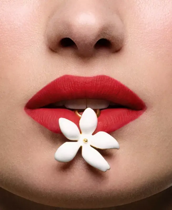 Fabulous Kiss Matte Lipstick Refill - 310 - Carolina (vivid red) - 5
