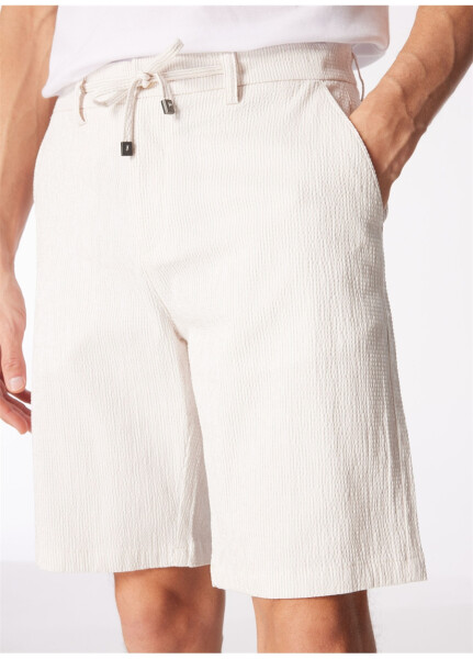 Factory Ecru Men's Basic Bermuda Shorts - 10