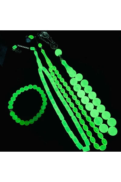 FANTASMAGORIK QORA KÖZLAR TO‘PLAMI - IZMIRPAZARI