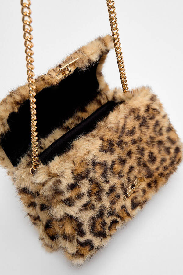 Faux fur, crossbody bag - 5