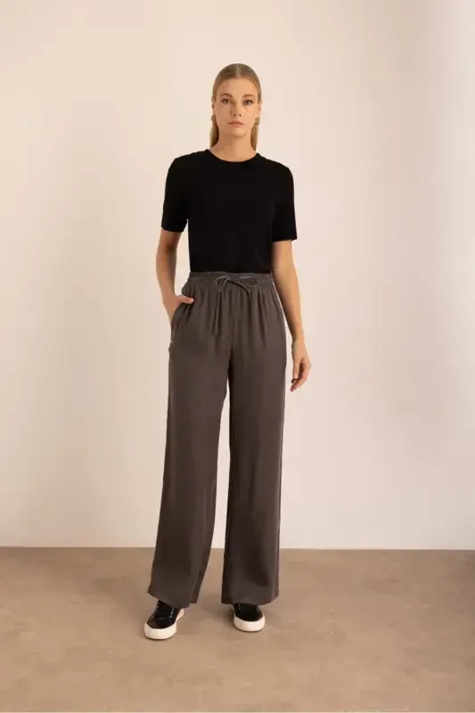 Faux Fur Trimmed Woven Waistband Elastic Pants - AKER