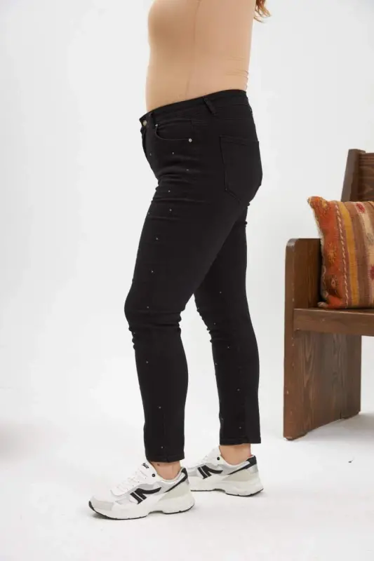 Faux Stone Embellished Plus Size Black Denim Jeans - 2