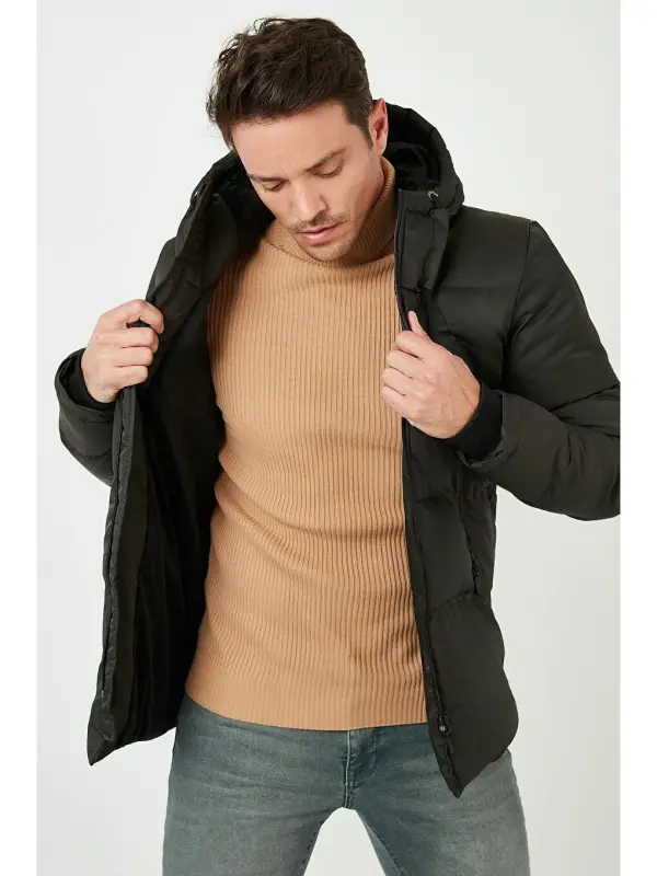 Haki Fermuar Kapama Slim Fit Kapüşonlu Dik Yaka Erkek Şişme Mont 5717101-Haki - 3