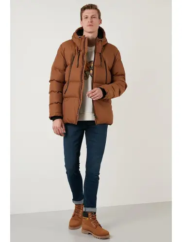 Kahverengi Fermuar Kapama Slim Fit Kapüşonlu Dik Yaka Şişme Mont 5717101-Kahverengi - 4