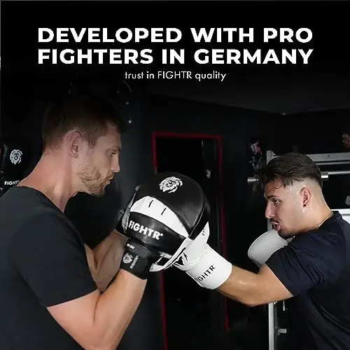 FIGHTR® Premium Punching Mitts - Ideal Padding & Stability | Boxing Mitts for Martial Arts incl. Carry Bag | Focus Pads for Boxing, MMA, Muay Thai, etc. - 5