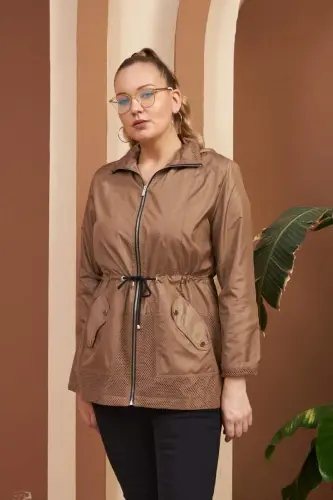 File Detaylı Büyük Beden Vizon Trençkot - BÜYÜKBEDENIZ (1)