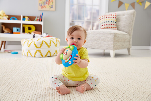 Fisher-Price Laugh & Learn Sing & Learn Music Player Baby & Toddler Toy Pretend Radio - 2