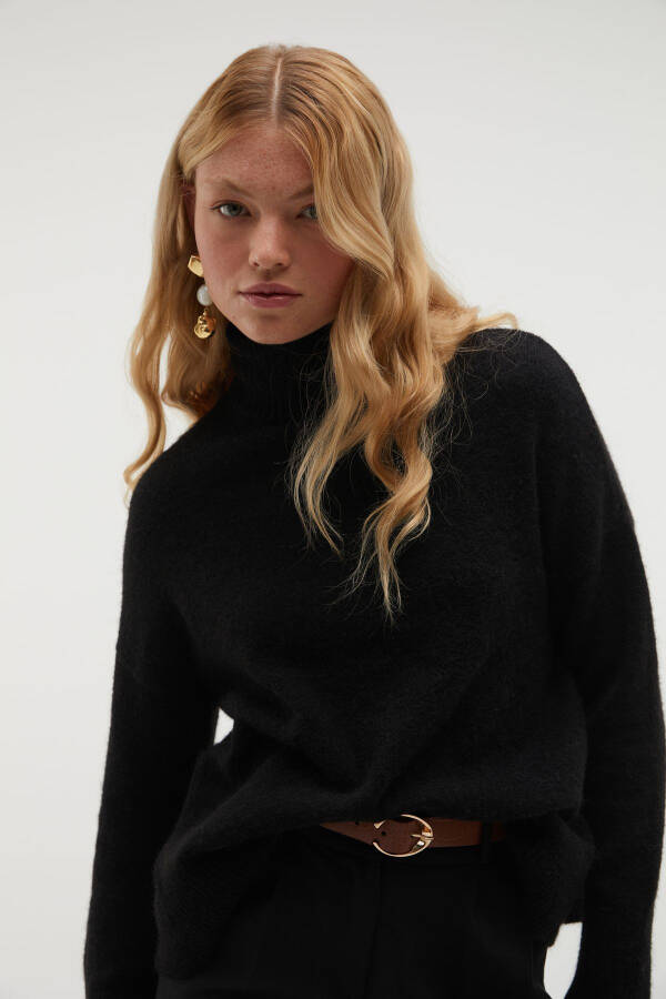 FISHERMAN'S NECK SWEATER - 1