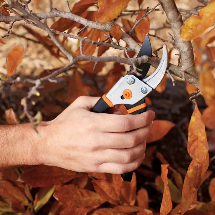 Fiskars Traditional Bypass Pruner, Po'lat pichoq va sirpanmaydigan tutqich, 5/8