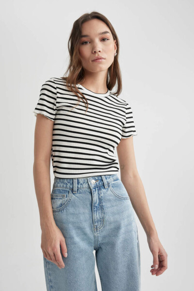 Fitted Crew Neck Striped Ribbed Crop Top White - 4