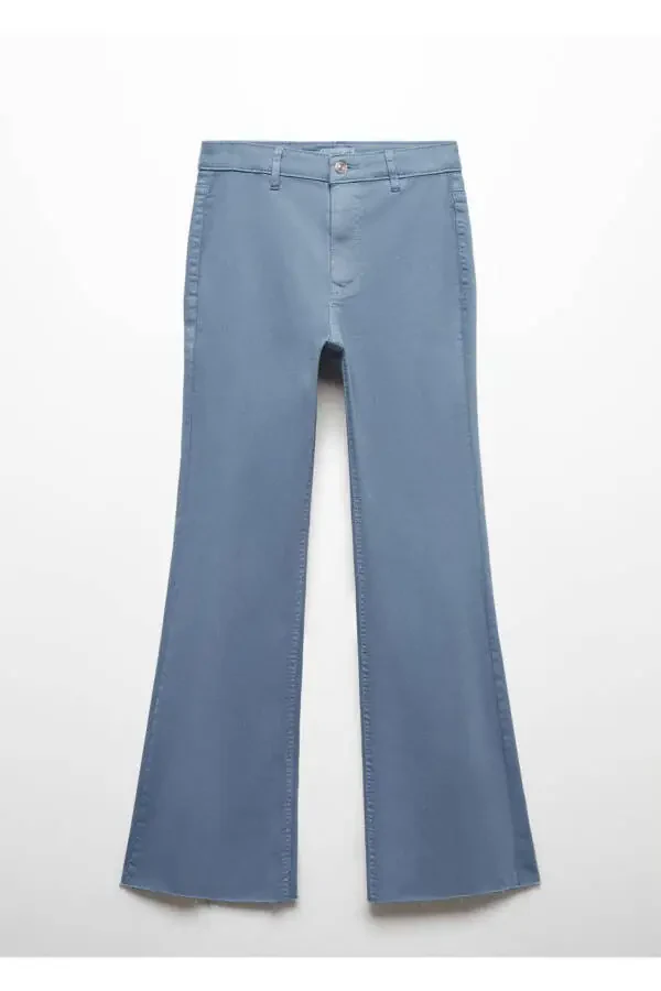 Flared Jeans with Rips - 3