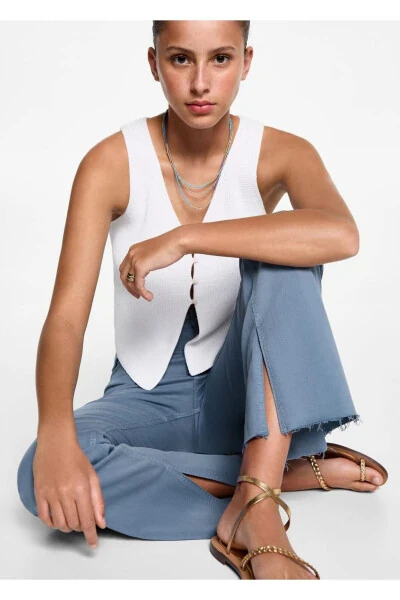 Flared Jeans with Rips - 5