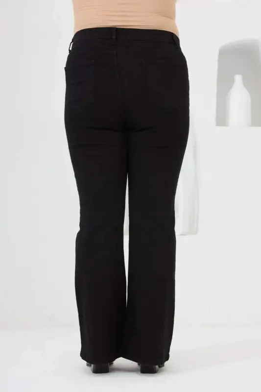 Flared Plus Size Black Jeans - 4