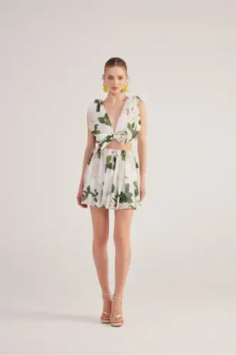 Floral Chiffon Frances Set White with Detachable Ribbon Accessory - 3