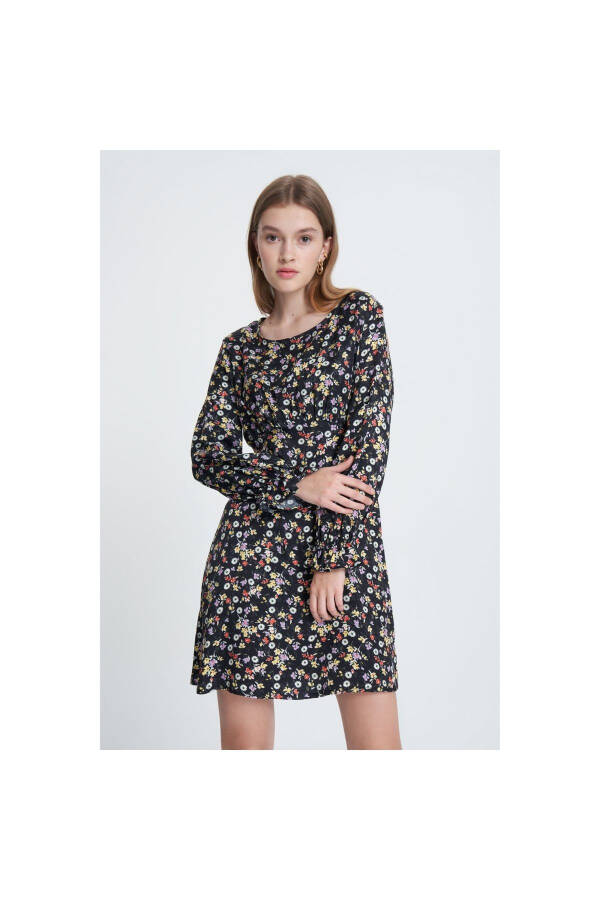 Floral print mini dress - 8