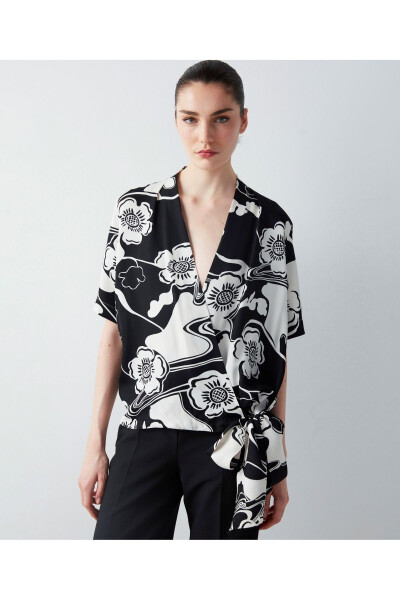 Floral Print Tie Detail Blouse - 2