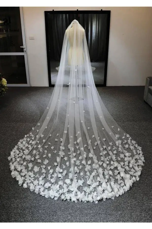 Floral Veil Off-White 3D Floral Veil 300 Cm Comb Long Veil Cathedral Veil White - 3