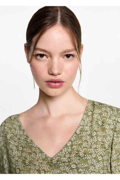 Flower-Patterned Ruffled Dress - 7