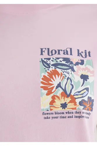 Flower Print Pink T-Shirt Semi Slim Fit / Half - 8