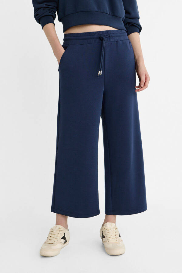 Flowy soft textured culotte pants - 2