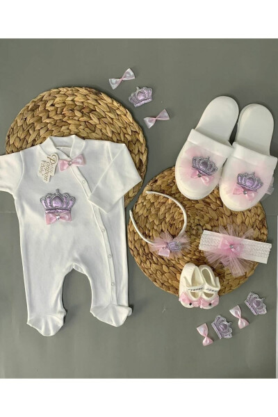 Fluffy Crown Baby Postpartum Set with Onesie and Slippers - 3