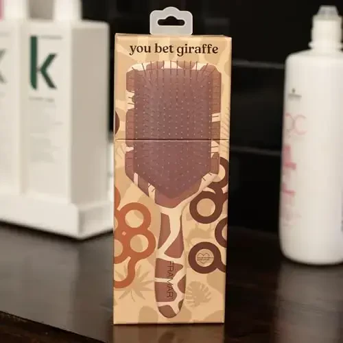 FRAMAR Paddle Hair Brush Detangler, Ayollar uchun sochlarini yechuvchi taroq, Qizlar uchun ho'l sochlarni taroq, Soch yechuvchi taroq, Ho'l sochlar uchun taroq, Soch taroklari, Qizlar uchun soch yechuvchi taroq, Jilovsizlikni kamaytiradi - Jirafa - 6