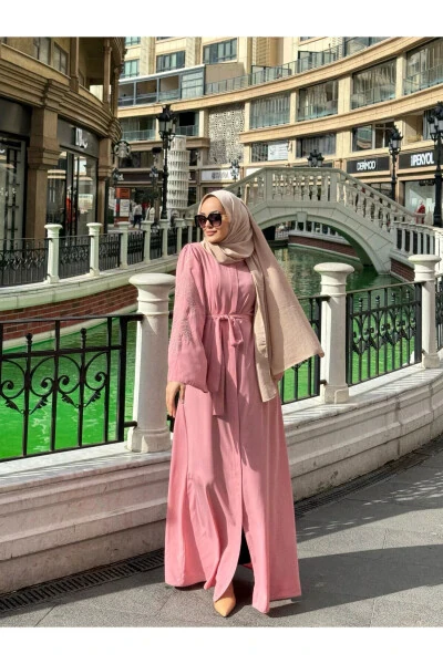 FRC001 Gizli Fermuarlı Cepli İşlemeli Kuşaklı Ferace-Pudra - Hasenna (1)