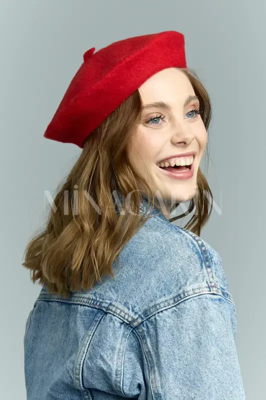 French Painter Australian Wool Felt Beret Red-Red - 4