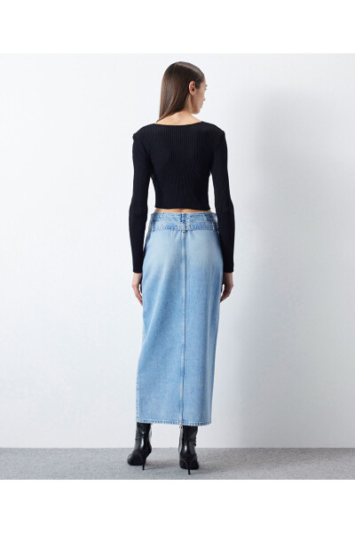 Front tie crop sweater - 5
