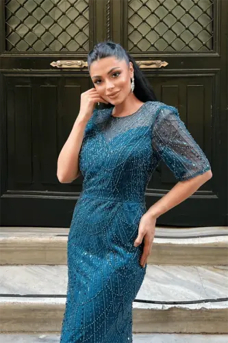 Full Boncuklu Kumaş Tasarım Elbise - TURKUAZ - 3