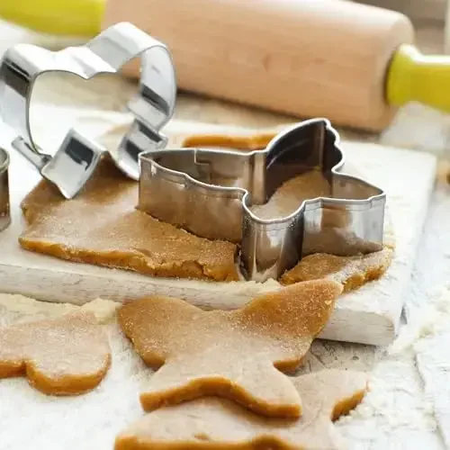 FUSOTO 6PCS Форма для печенья «Бабочка», 7,6 см, формочка для печенья в форме бабочки, формочки для печенья из нержавеющей стали для выпечки, инструмент для выпечки в форме бабочки для домашнего печенья, печенья, теста - 5